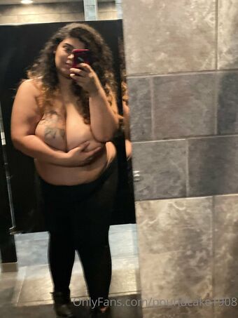 poundcake1908 Голе фотографије OnlyFans 40