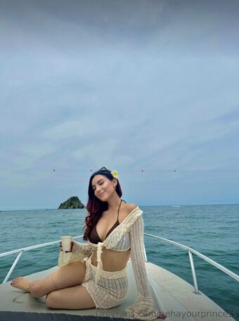 PrincessNeha Голе фотографије OnlyFans 9