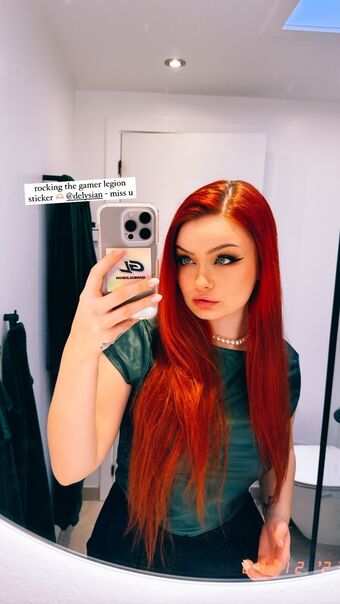 Proxyfox Голе фотографије OnlyFans 29