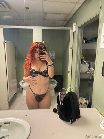 punchrum Голе фотографије OnlyFans 32
