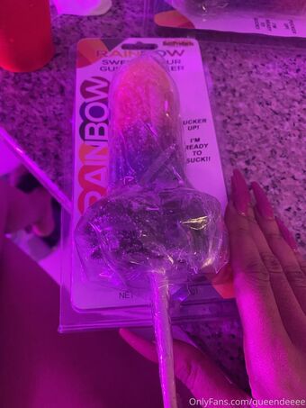 queendeeee Голе фотографије OnlyFans 5