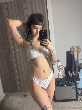 rae_moonfree