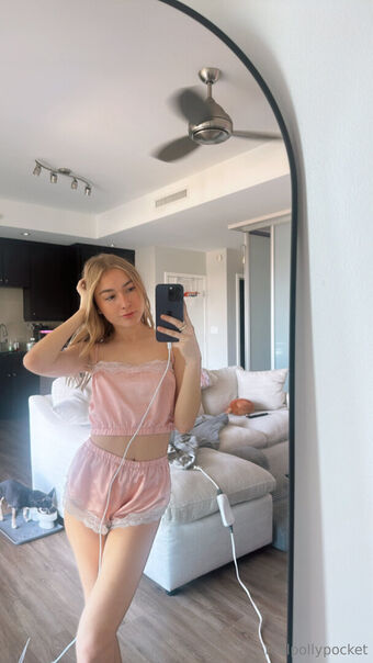 realpollypocket Голе фотографије OnlyFans 48