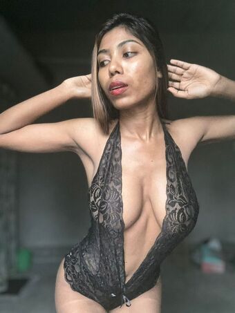 _reshu_u_ Голе фотографије OnlyFans 8