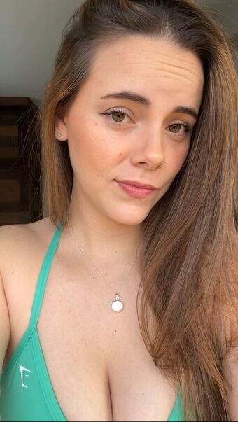 Riley Rox Голе фотографије OnlyFans 15