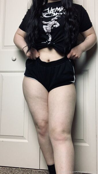 riphellxbunny Голе фотографије OnlyFans 17