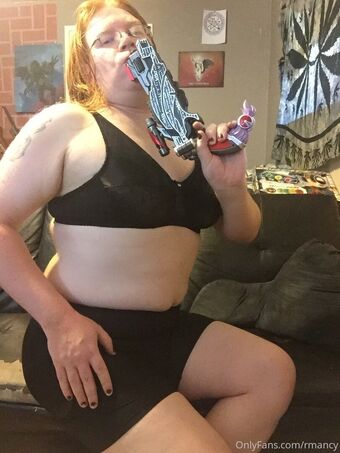 rmancy Голе фотографије OnlyFans 19