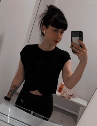 romisu Голе фотографије OnlyFans 51