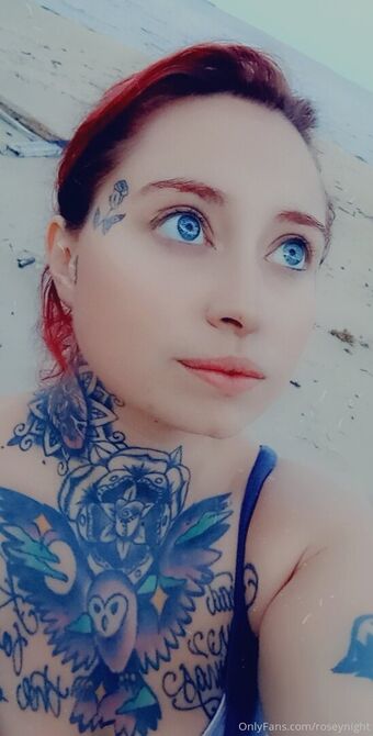 roseynight Голе фотографије OnlyFans 15