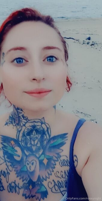 roseynight Голе фотографије OnlyFans 20