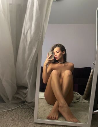Roxmie Голе фотографије OnlyFans 11