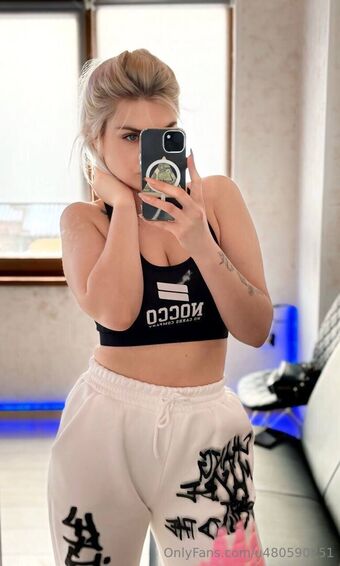 roxy_blakee Голе фотографије OnlyFans 9