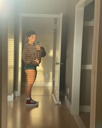 Roxy Cisneros Голе фотографије OnlyFans 18