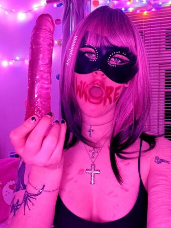 Ruby Bloom Голе фотографије OnlyFans 4