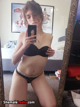 Rumeru Голе фотографије OnlyFans 16