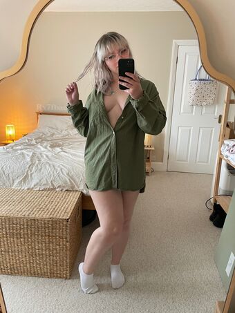 RX7FBae Голе фотографије OnlyFans 9