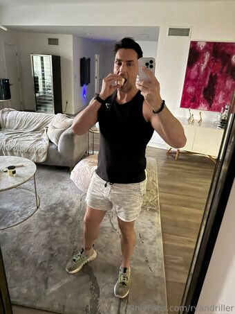 ryandriller Голе фотографије OnlyFans 2