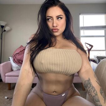 Sabrina Lane Голе фотографије OnlyFans 10