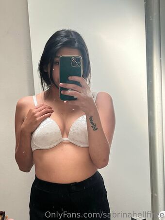 sabrinahellfiree Голе фотографије OnlyFans 37