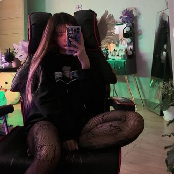 satanmate Голе фотографије OnlyFans 40