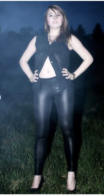 Sen Cosplay