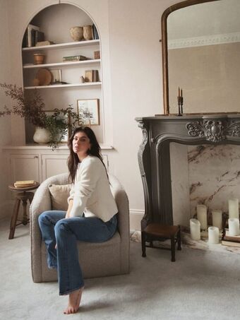 Serinda Swan Голе фотографије OnlyFans 255