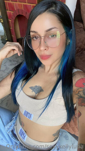 sexykellyluna