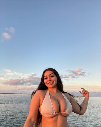 Shecid Gallardo Голе фотографије OnlyFans 3