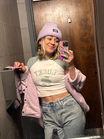 shellpageau Голе фотографије OnlyFans 18