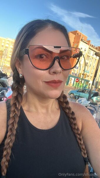 shuania Голе фотографије OnlyFans 4