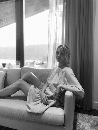 Sienna_Moon_ Голе фотографије OnlyFans 8