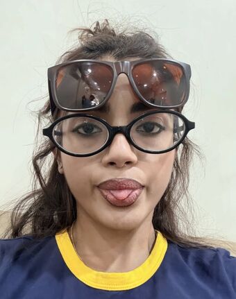 Simi Das Голе фотографије OnlyFans 66