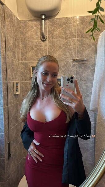 Simona Dalgaard Голе фотографије OnlyFans 5