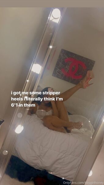 sirensarca Голе фотографије OnlyFans 17