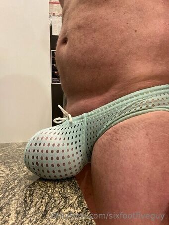 sixfootfiveguy Голе фотографије OnlyFans 7