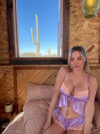 SJU Голе фотографије OnlyFans 164