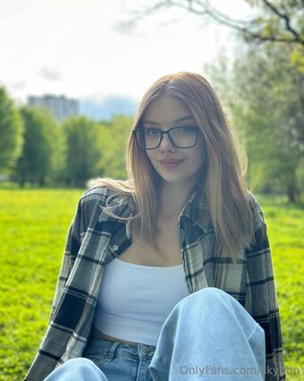 Skybon Голе фотографије OnlyFans 64