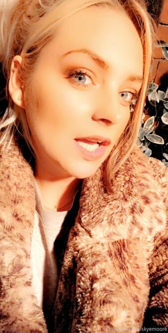 skyemoore Голе фотографије OnlyFans 39