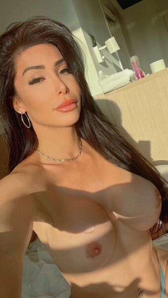 Sofia Dior Голе фотографије OnlyFans 36