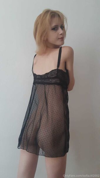 sofia.itl2002 Голе фотографије OnlyFans 2