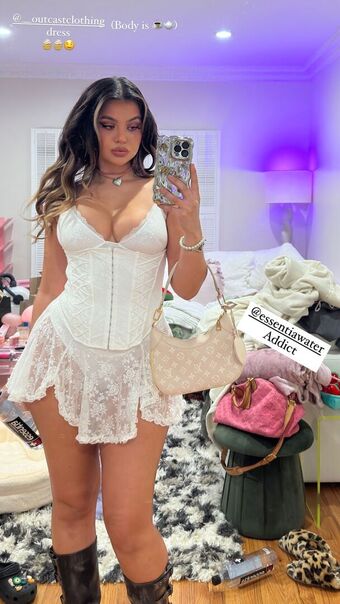 Sofia-jamora Голе фотографије OnlyFans 410