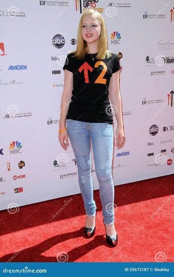 Sofia Vassilieva Голе фотографије OnlyFans 13