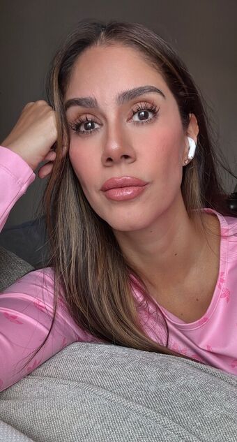 Sofia Yunes Голе фотографије OnlyFans 111