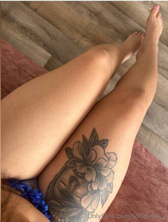 sofialuckyy Голе фотографије OnlyFans 9