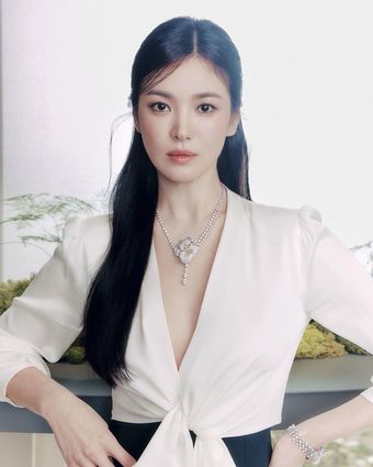 Song Hye-kyo Голе фотографије OnlyFans 11