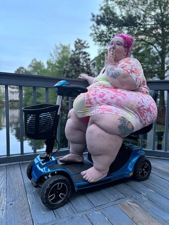 spanxbeluga Голе фотографије OnlyFans 53