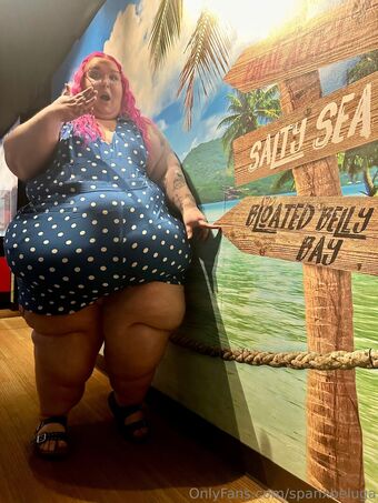 spanxbeluga Голе фотографије OnlyFans 54