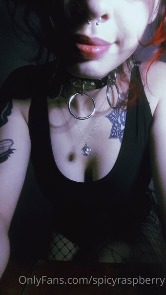spicyraspberry Голе фотографије OnlyFans 3