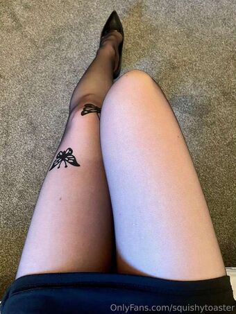squishytoaster Голе фотографије OnlyFans 8