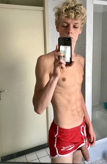 stfu030 Голе фотографије OnlyFans 9